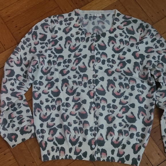 J. Crew Sweaters - J Crew Animal Print Button Down Sweater Cardigan size large. Hp 11x🔥🔥